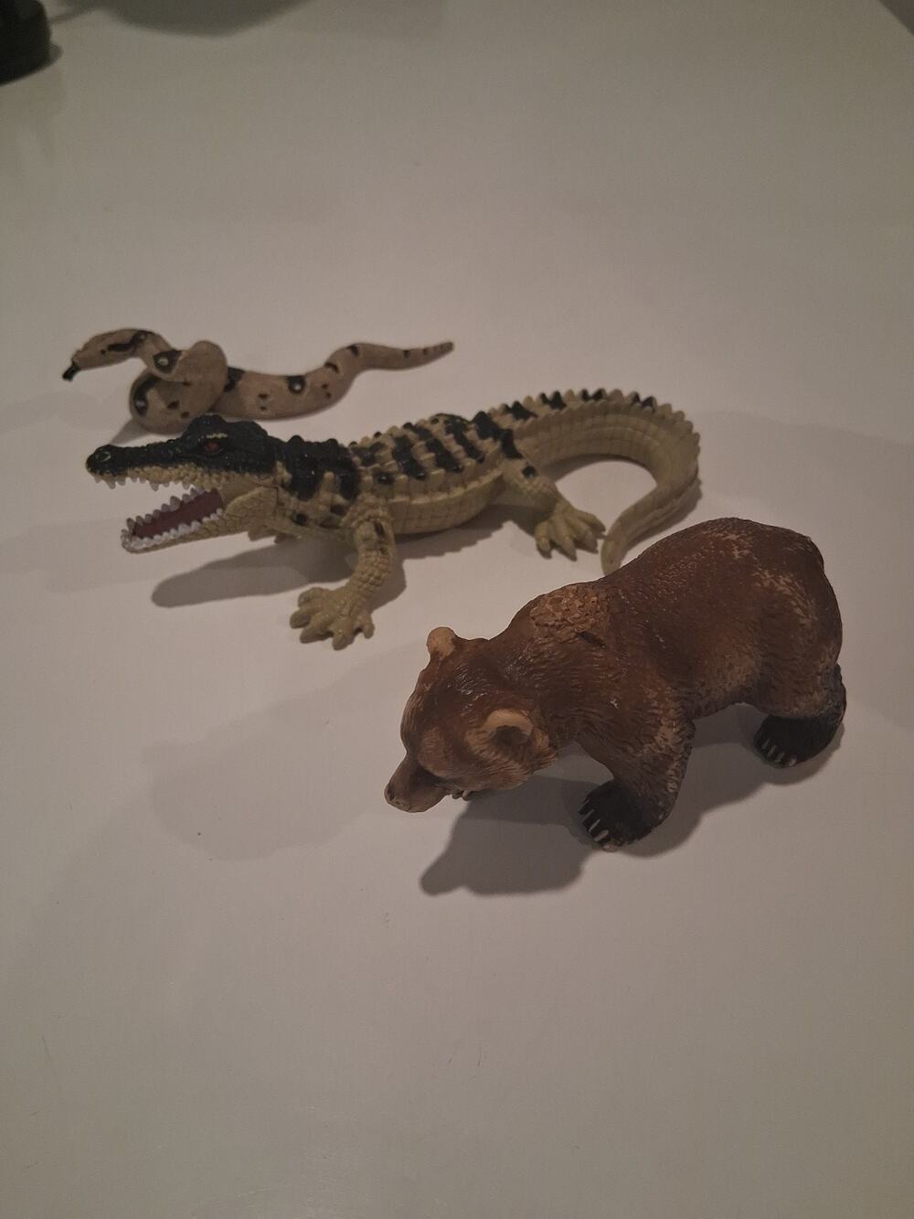 Vintage Toy Animals Lot 2003 Schleich Grizzly Bear Chap Mei Crocodile Snake 3pc